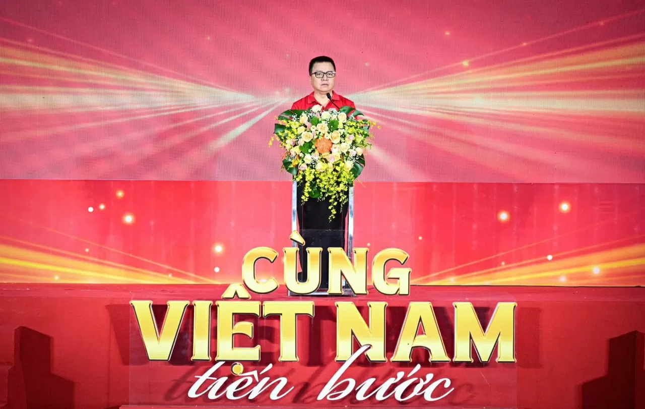Hàng triệu người tham gia chương trình Cùng Việt Nam tiến bước