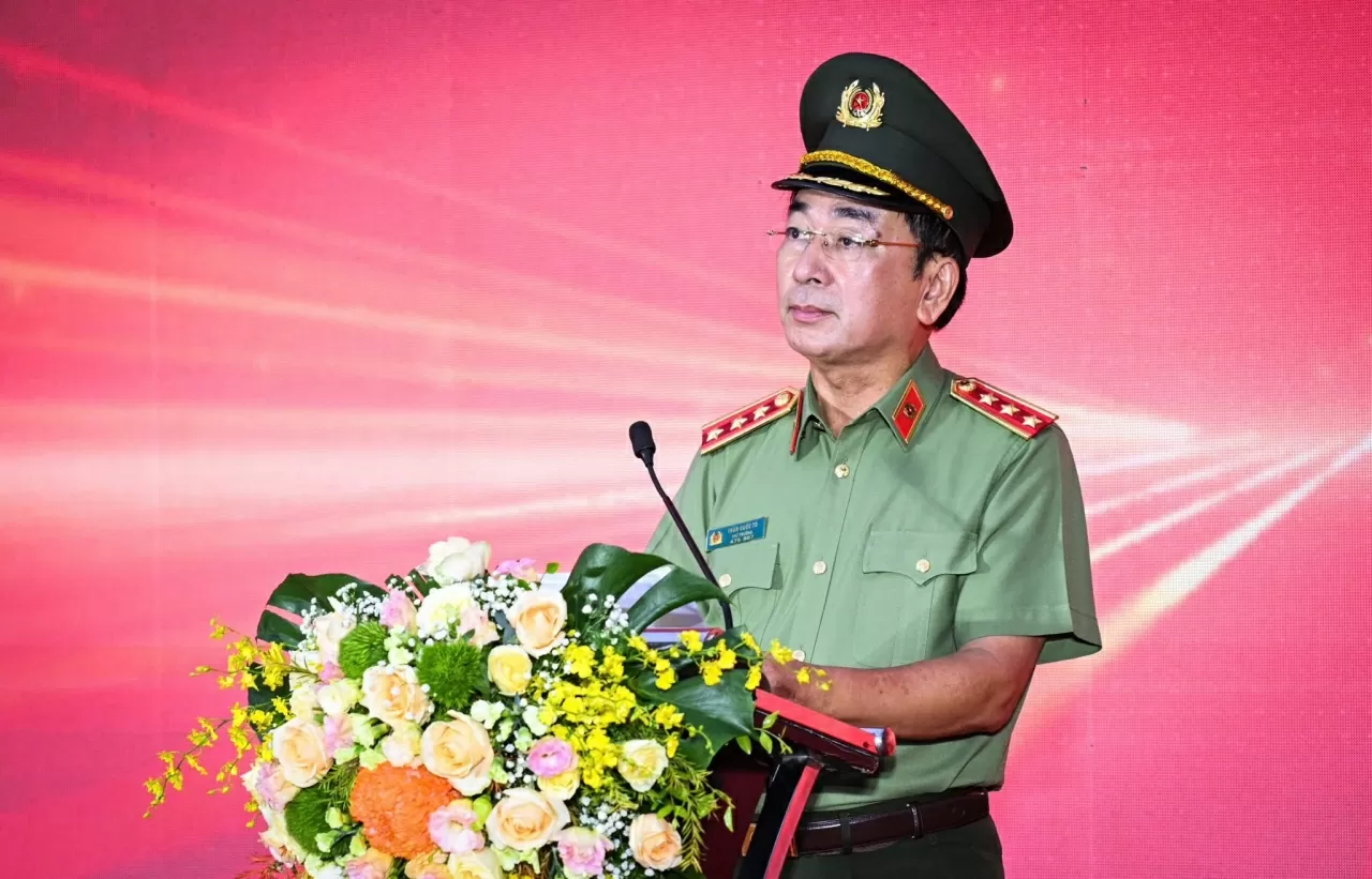 Hàng triệu người tham gia chương trình Cùng Việt Nam tiến bước Hàng triệu người tham gia chương trình Cùng Việt Nam tiến bước