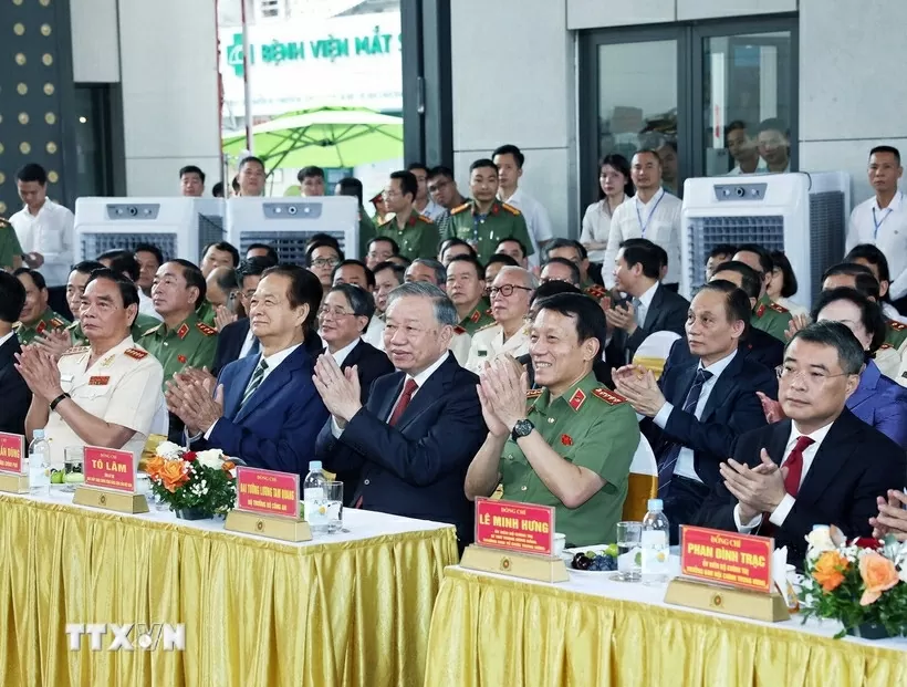 Tổng Bí thư Tô Lâm dự khánh thành công trình trụ sở Bộ Công an tại 96 Nguyễn Du Tổng Bí thư Tô Lâm dự khánh thành công trình trụ sở Bộ Công an tại 96 Nguyễn Du
