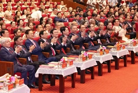 Tổng Bí thư Tô Lâm, Chủ tịch nước Lương Cường, Thủ tướng Chính phủ Phạm Minh Chính, Chủ tịch Quốc hội Trần Thanh Mẫn và các đồng chí lãnh đạo, nguyên lãnh đạo Đảng, Nhà nước dự Lễ kỷ niệm. (Nguồn: VGP)