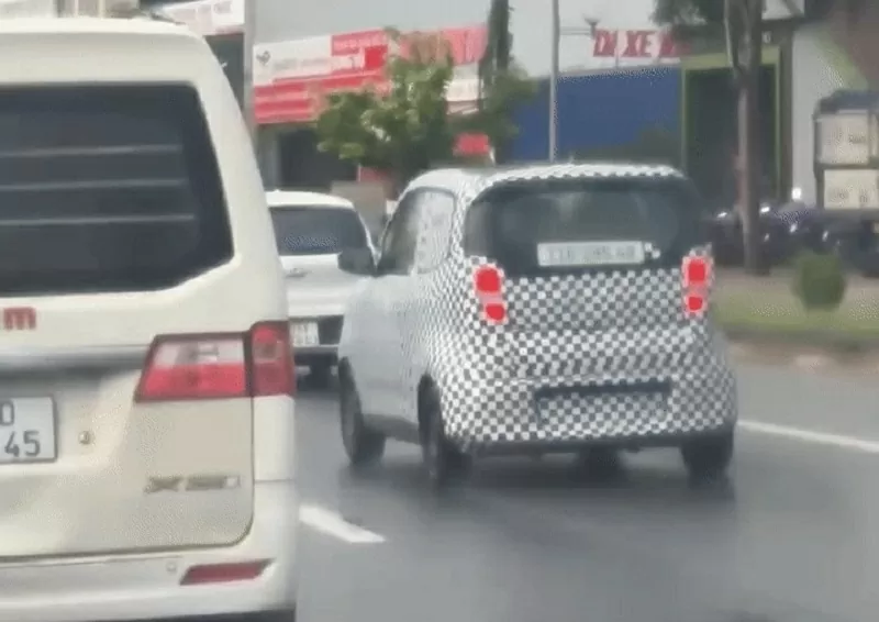 Xe điện VinFast Minio Green vừa bị bắt gặp khi đang chạy thử trên đường phố Hải Phòng.