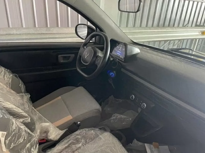 Khoang cabin của VinFast Minio Green mang nét tối giản tinh tế. Khoang cabin của VinFast Minio Green mang nét tối giản tinh tế.