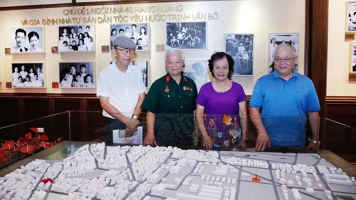 di tich lich su 48 hang ngang dia chi do giua long thu do