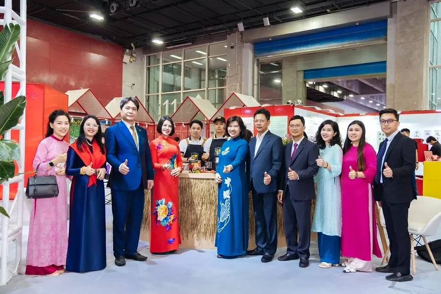 Không gian văn hóa Việt Nam gây ấn tượng sâu sắc ở Lễ hội sách quốc tế tại Quảng Đông, Trung Quốc