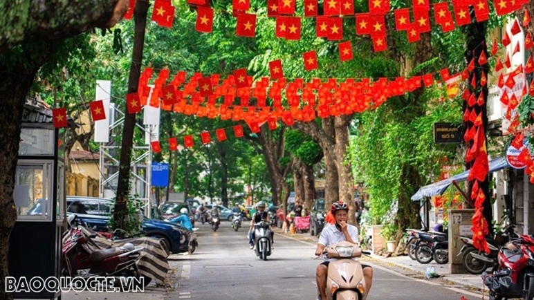 Tăng trưởng hai con số: Lời hiệu triệu để cả hệ thống chính trị, doanh nghiệp và người dân Hà Nội cùng chung tay