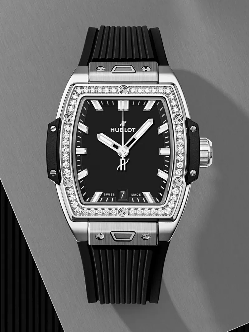 Diễn viên Trường Giang và bộ sưu tập đồng hồ đeo tay theo năm tháng