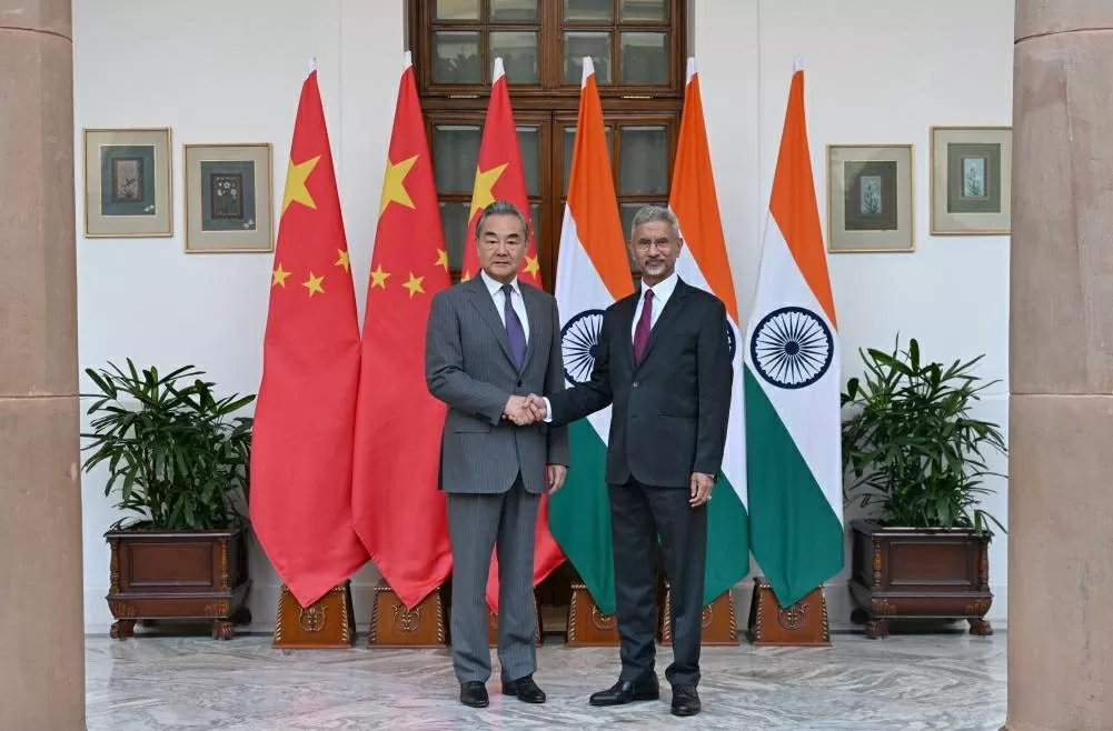 Trung Quốc và Ấn Độ nhất trí duy trì đà quan hệ song phương Trung Quốc và Ấn Độ nhất trí duy trì đà quan hệ song phương