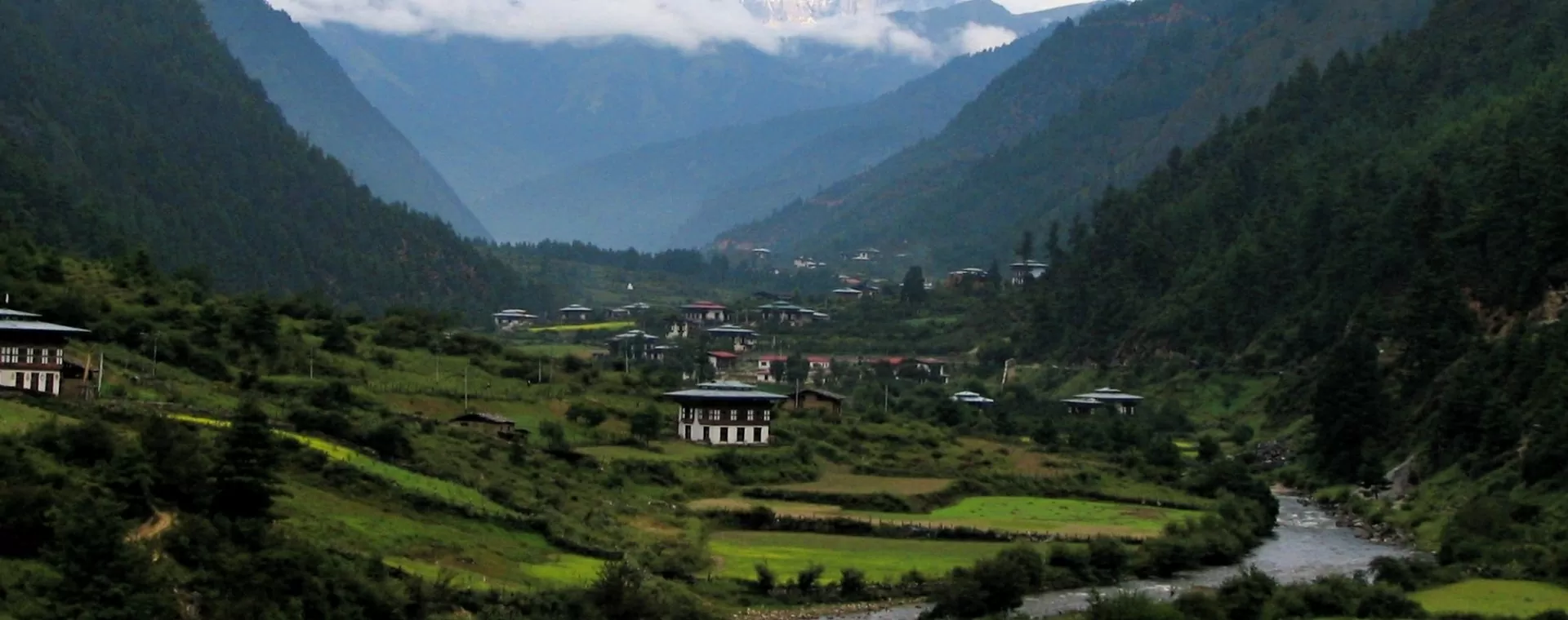 9 nơi phải ghé thăm khi đến quốc gia hạnh phúc Bhutan