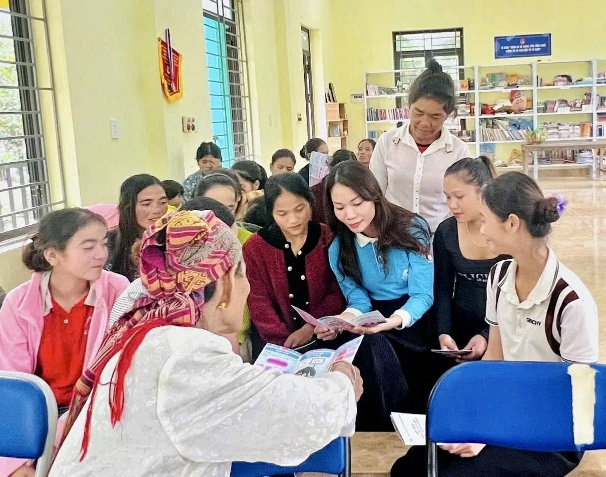 Đổi mới và nhân rộng mạng lưới tuyên truyền viên phòng, chống mua bán người Đổi mới và nhân rộng mạng lưới tuyên truyền viên phòng, chống mua bán người