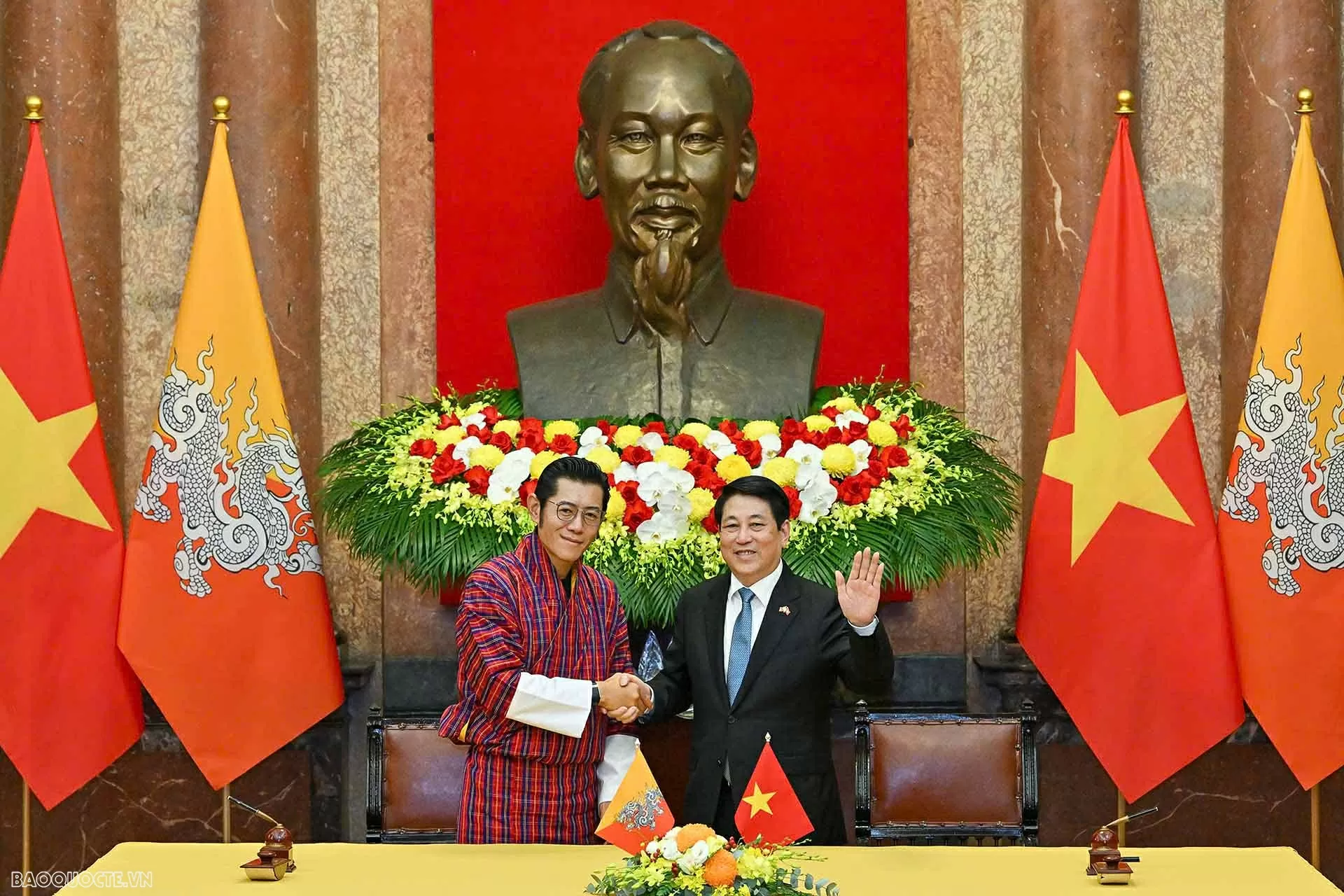 Nhân dân Bhutan kính trọng Chủ tịch Hồ Chí Minh, ngưỡng mộ thành tựu 80 năm của Việt Nam Nhân dân Bhutan kính trọng Chủ tịch Hồ Chí Minh, ngưỡng mộ thành tựu 80 năm của Việt Nam