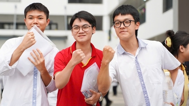 Cách tra cứu điểm chuẩn đại học 2025