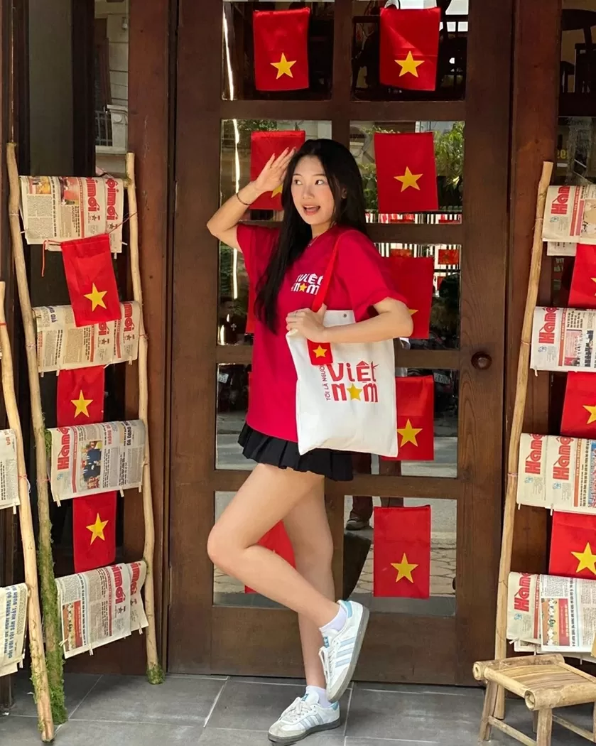 Giới trẻ và xu hướng trang phục chụp hình kỷ niệm dịp Đại lễ Quốc khánh 2/9