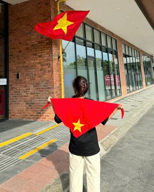 Giới trẻ và xu hướng trang phục chụp hình kỷ niệm dịp Đại lễ Quốc khánh 2/9