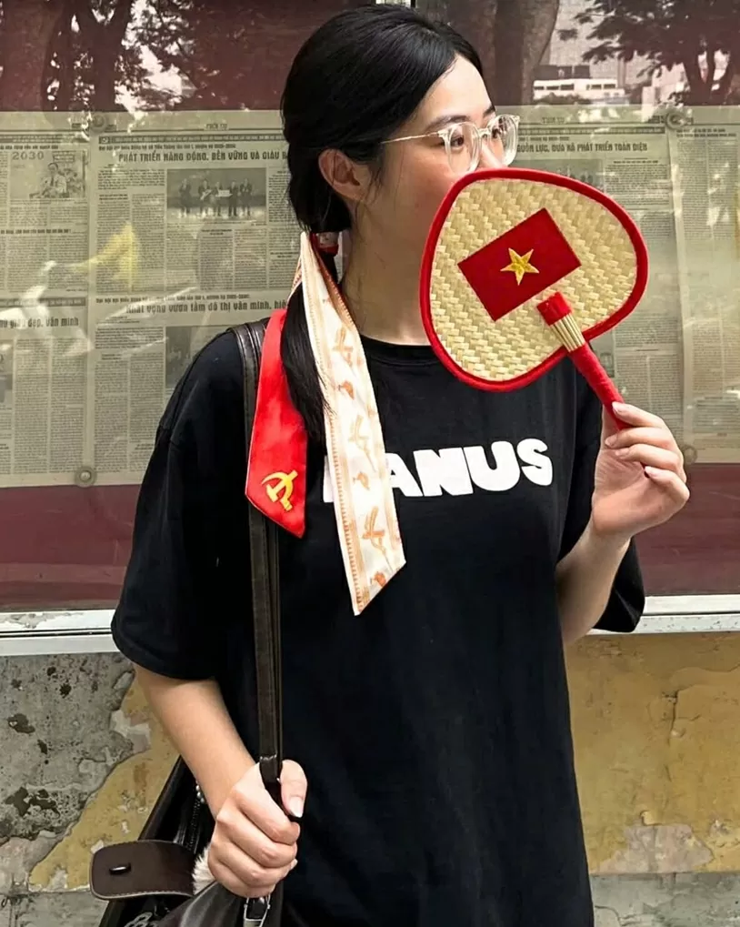 Giới trẻ và xu hướng trang phục chụp hình kỷ niệm dịp Đại lễ Quốc khánh 2/9