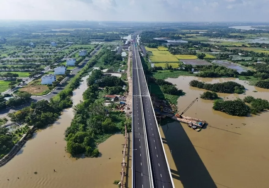 Đường dẫn cầu Nhơn Trạch phía Đồng Nai. (Nguồn: Tuổi trẻ)