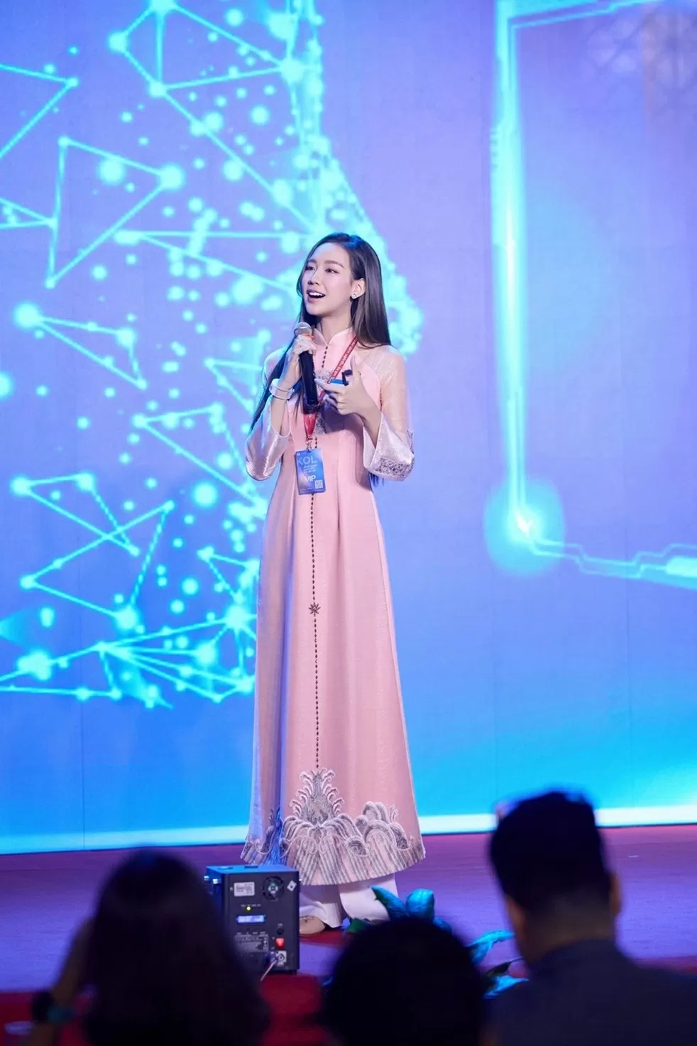 Hoa hậu Bảo Ngọc nỗ lực hoàn thiện ngoại hình, trau dồi kỹ năng, nuôi dưỡng tâm hồn trước khi tham gia cuộc thi Miss World 2026 Hoa hậu Bảo Ngọc nỗ lực hoàn thiện ngoại hình, trau dồi kỹ năng, nuôi dưỡng tâm hồn trước khi tham gia cuộc thi Miss World 2026