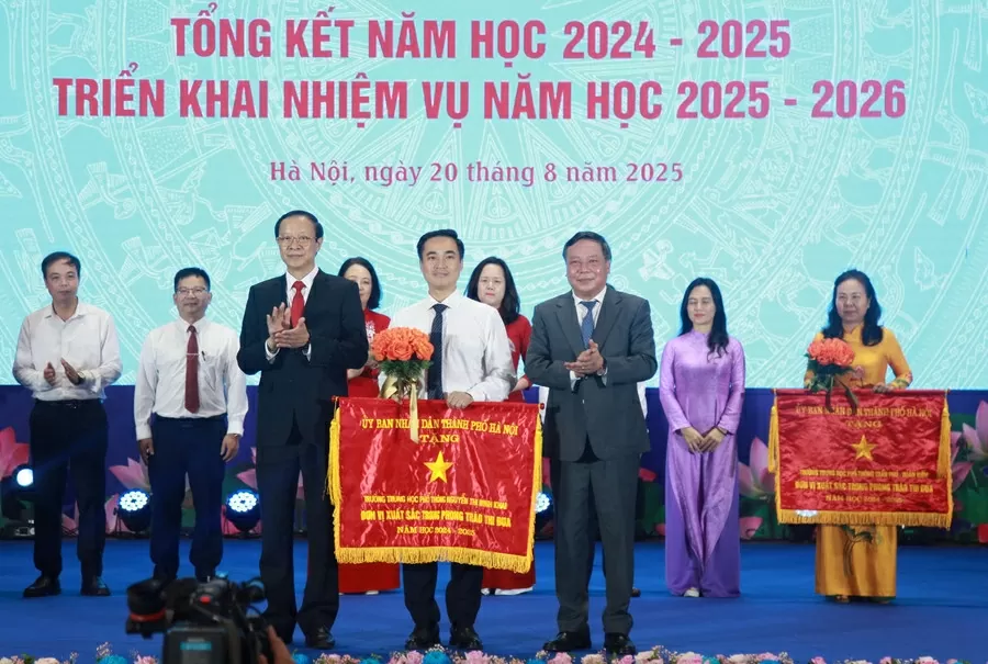 Đưa giáo dục Hà Nội sánh ngang với thủ đô các nước khu vực và trên thế giới Đưa giáo dục Hà Nội sánh ngang với thủ đô các nước khu vực và trên thế giới