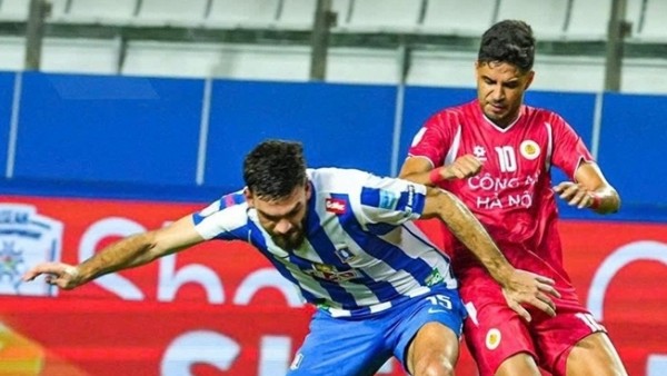 Chanathip khiến CLB Công an Hà Nội thua ngược ở cúp Đông Nam Á