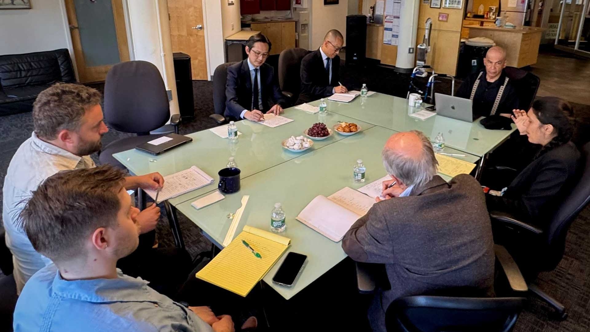 dai su do hung viet tham va lam viec voi lanh dao dang cong san my