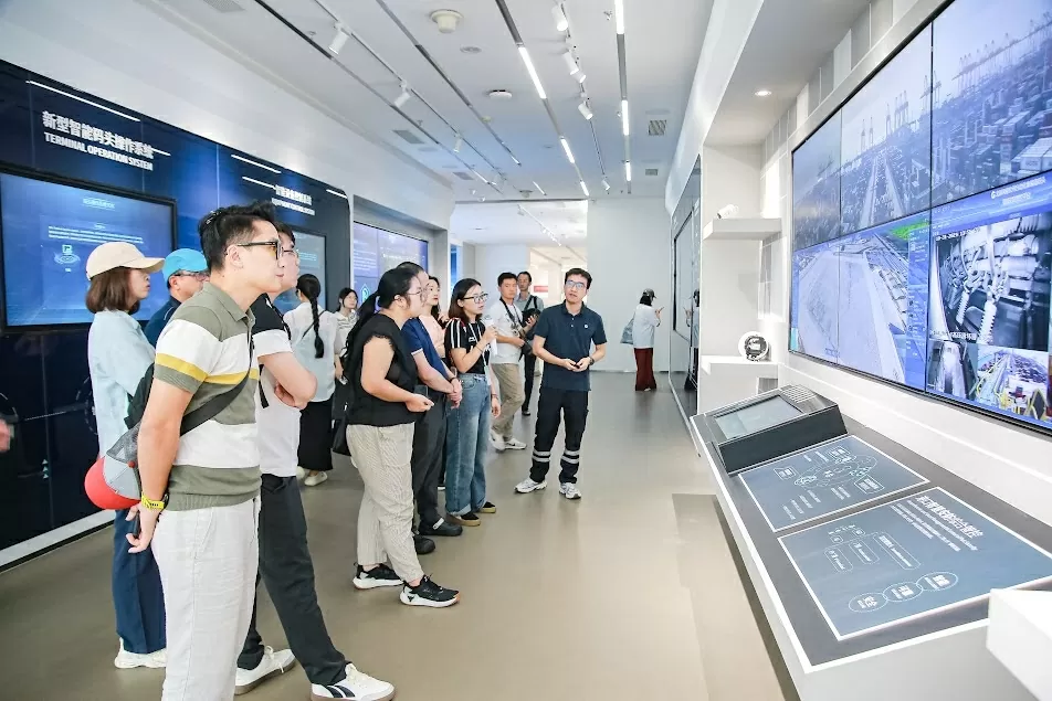 Chương trình giao lưu truyền thông Việt Nam-Trung Quốc: Một hành trình, nhiều trải nghiệm Chương trình giao lưu truyền thông Việt Nam-Trung Quốc: Một hành trình, nhiều trải nghiệm