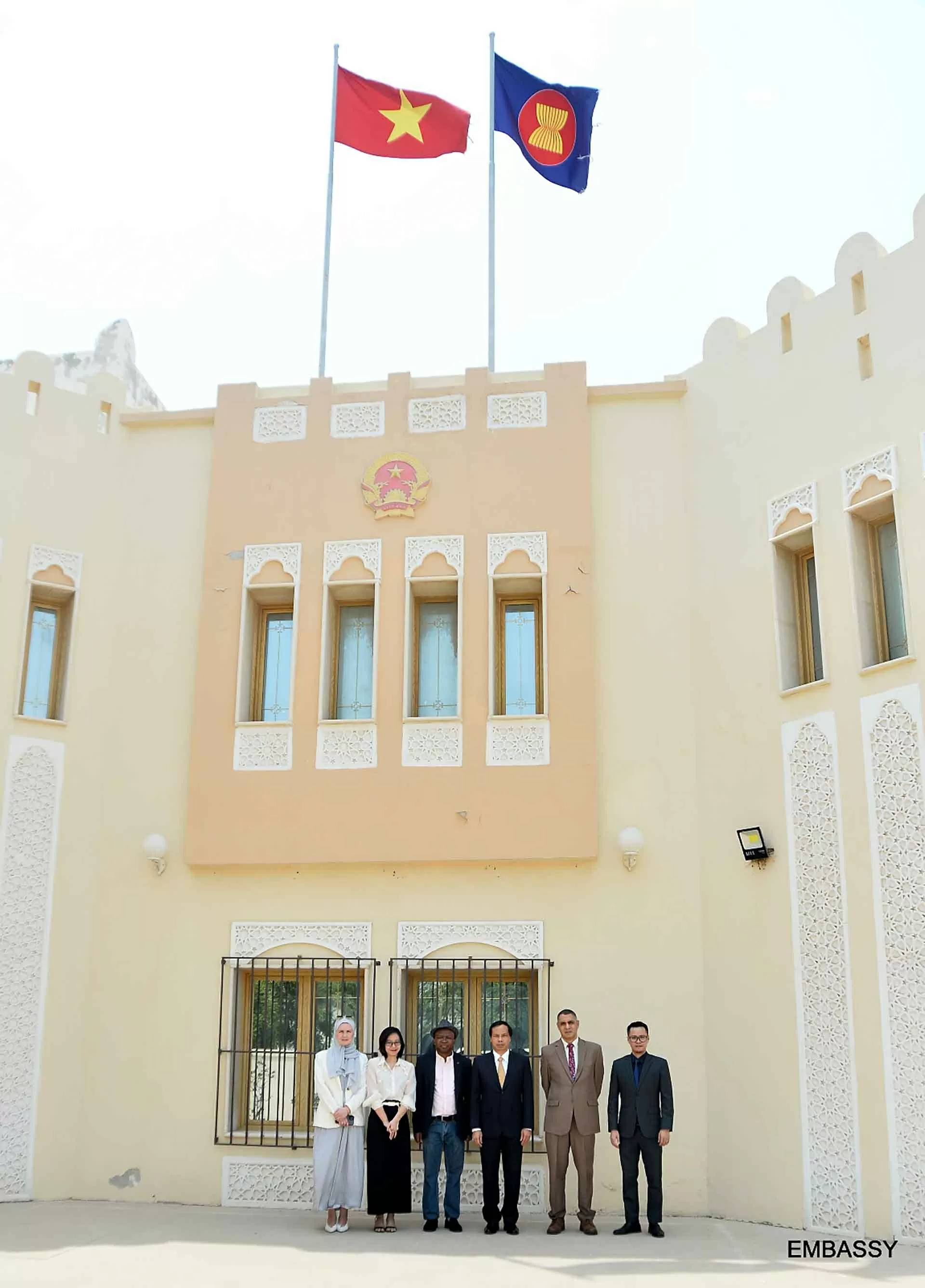 Đại sứ Việt Nam tại Qatar gặp gỡ báo chí nhân dịp kỷ niệm 80 năm Cách mạng tháng Tám và Quốc khánh 2/9 Đại sứ Việt Nam tại Qatar gặp gỡ báo chí nhân dịp kỷ niệm 80 năm Cách mạng tháng Tám và Quốc khánh 2/9