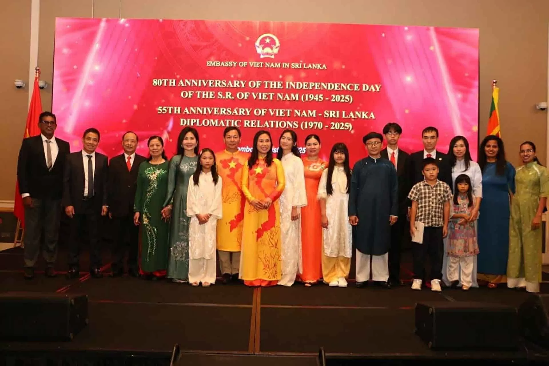 Kỷ niệm 80 năm Cách mạng tháng Tám, Quốc khánh 2/9 và 55 năm thiết lập quan hệ ngoại giao Việt Nam Sri Lanka