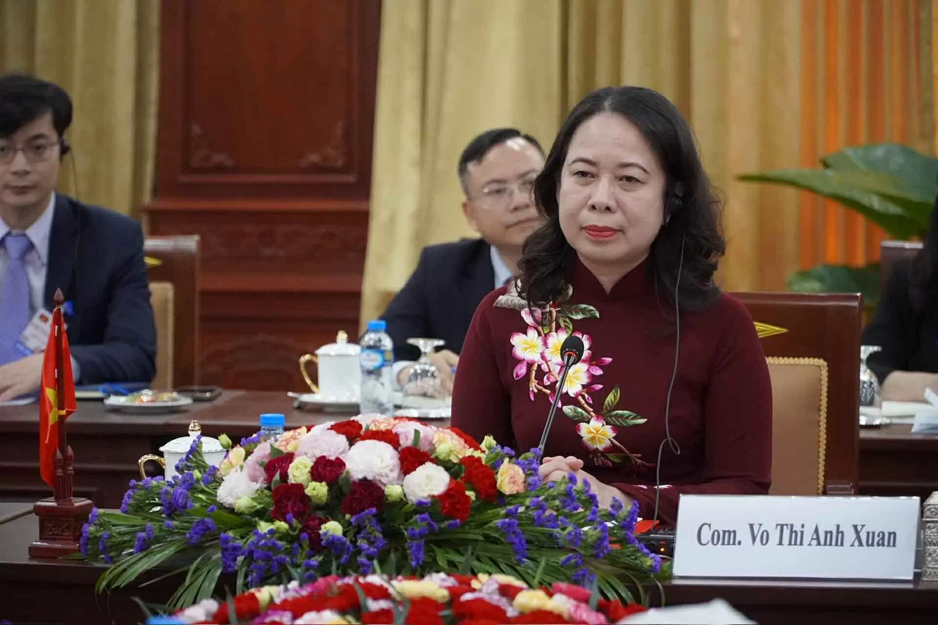 Tăng cường hơn nữa mối quan hệ đặc biệt Việt Nam-Lào