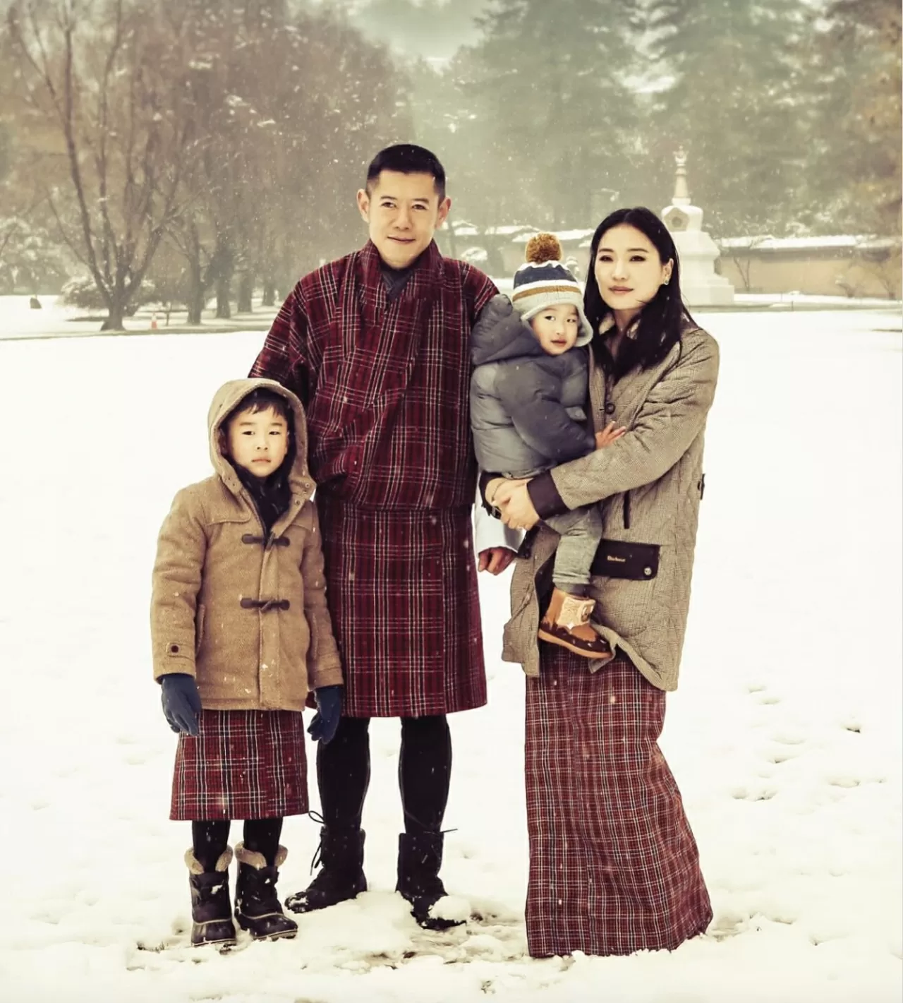 Những bức ảnh đẹp nhất của Hoàng gia Bhutan