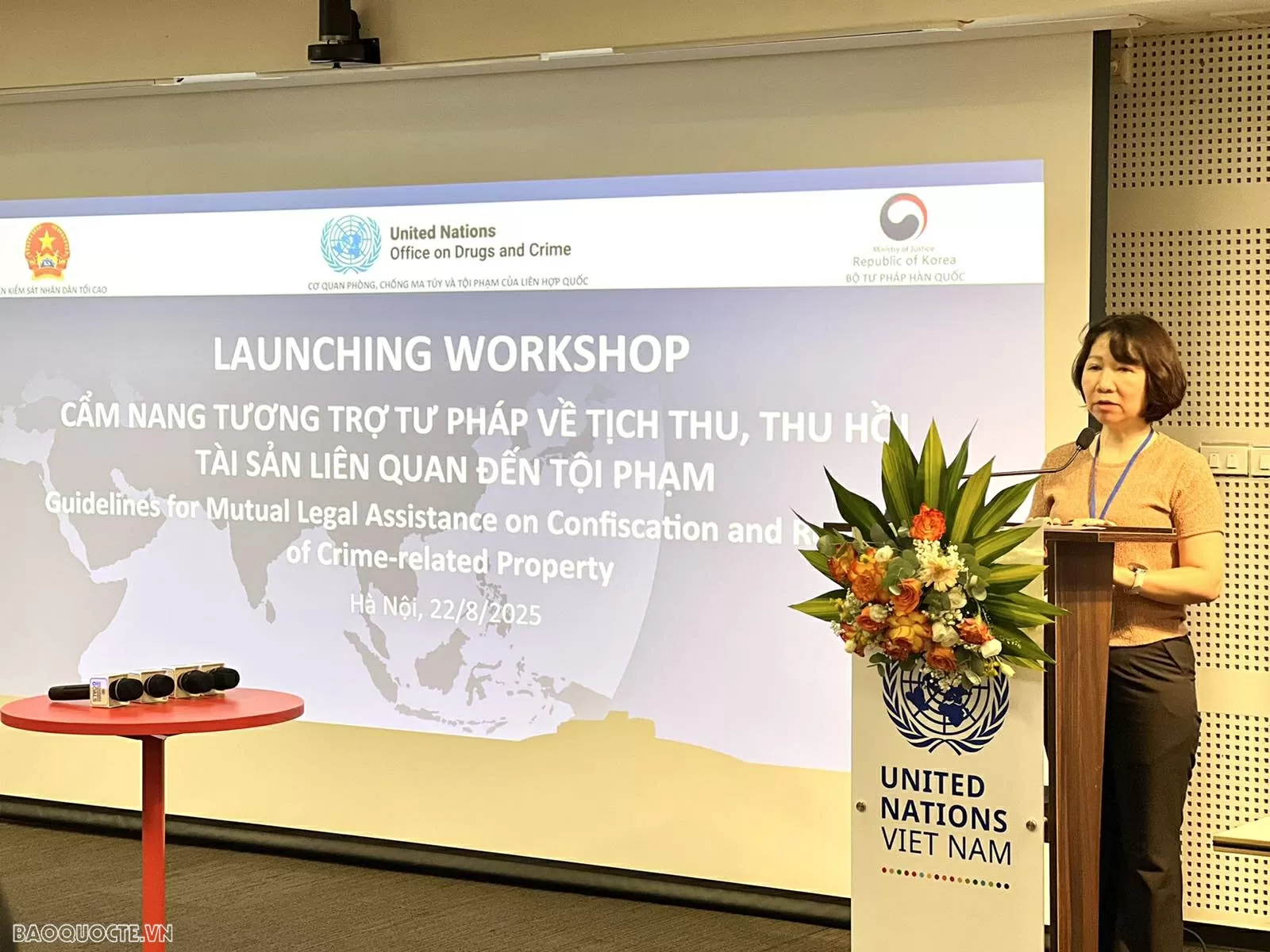 Ra mắt Cẩm nang tương trợ tư pháp về tịch thu, thu hồi tài sản liên quan đến tội phạm Ra mắt Cẩm nang tương trợ tư pháp về tịch thu, thu hồi tài sản liên quan đến tội phạm