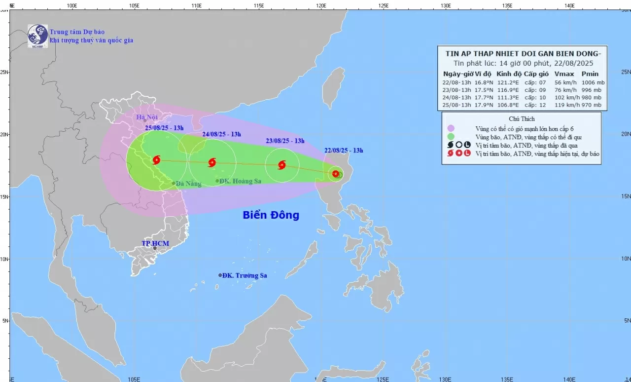 Dự báo diễn biến áp thấp nhiệt đới: Cường độ mạnh lên thành bão, trên vùng biển phía Bắc đặc khu Hoàng Sa, gió giật cấp 14 Dự báo diễn biến áp thấp nhiệt đới: Cường độ mạnh lên thành bão, trên vùng biển phía Bắc đặc khu Hoàng Sa, gió giật cấp 14