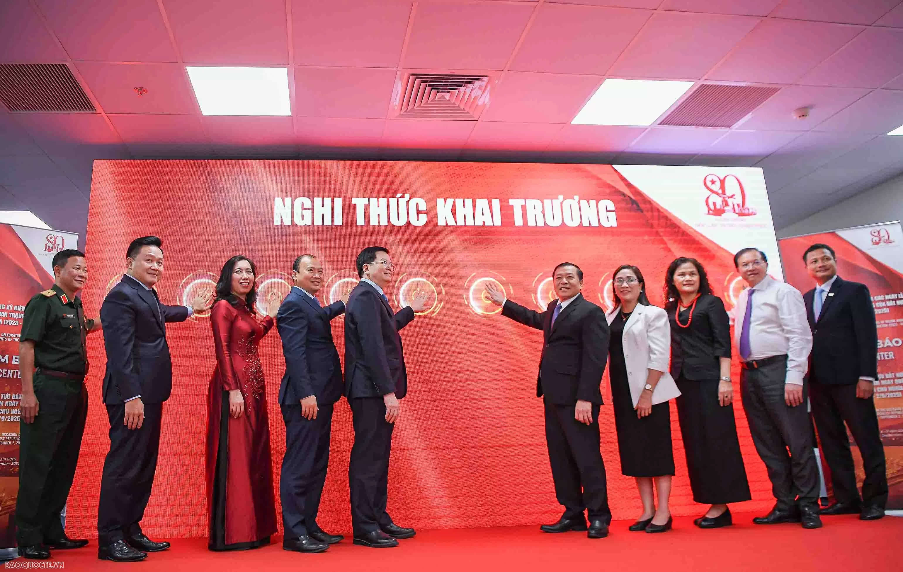 Khai trương Trung tâm Báo chí phục vụ triển lãm thành tựu 80 năm đất nước Khai trương Trung tâm Báo chí phục vụ triển lãm thành tựu 80 năm đất nước