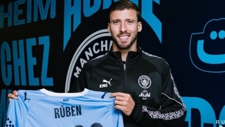 Gia hạn hợp đồng, Ruben Dias trên đường thành huyền thoại ở sân Etihad