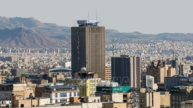 Phát triển loại xi măng có cấu trúc phản xạ ánh sáng Mặt Trời