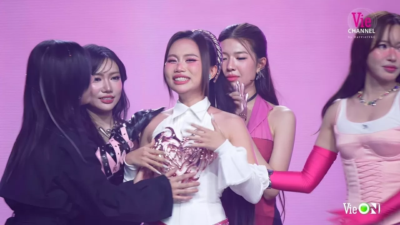Phương Mỹ Chi..
