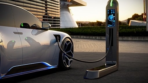 Hàn Quốc phát triển pin xe điện tự dập lửa