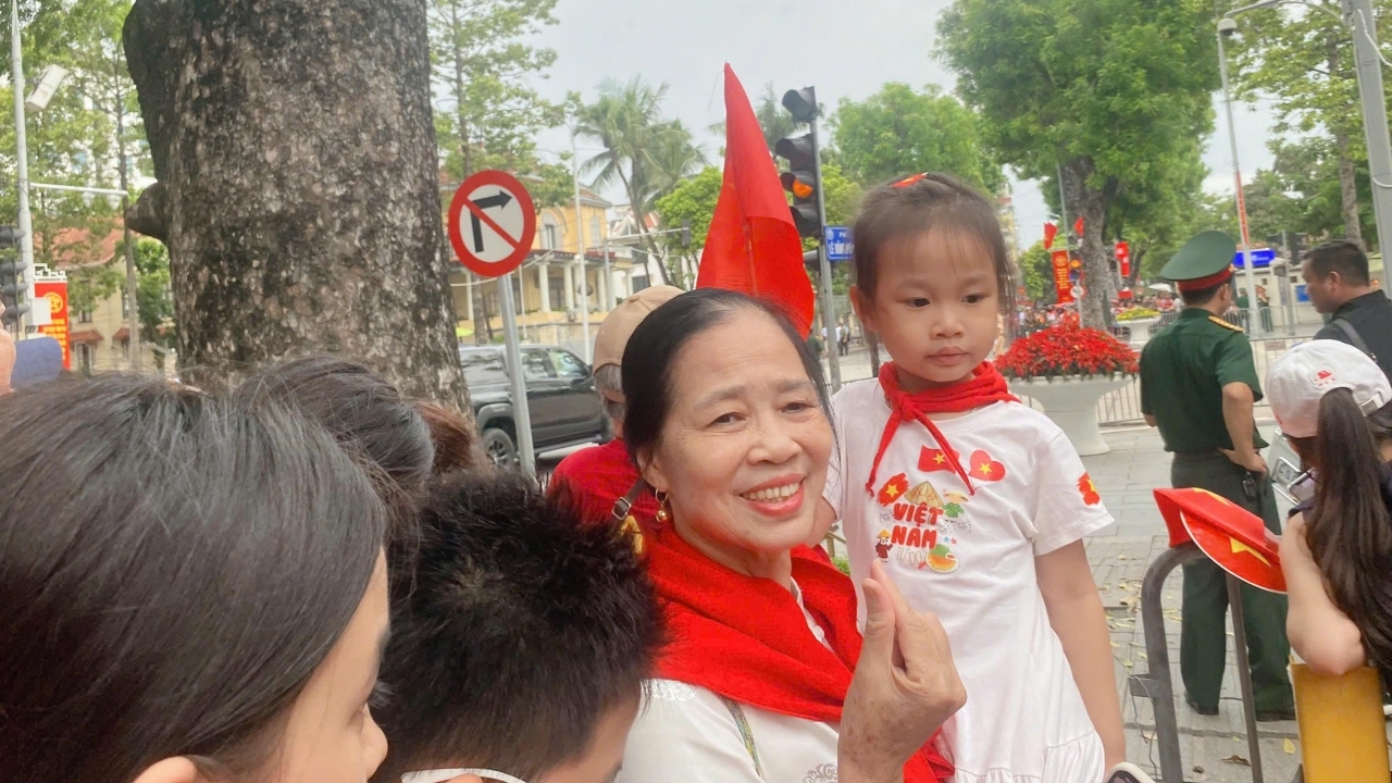 Ngắm khoảnh khắc đáng nhớ của người dân trong dịp Quốc khánh 2/9