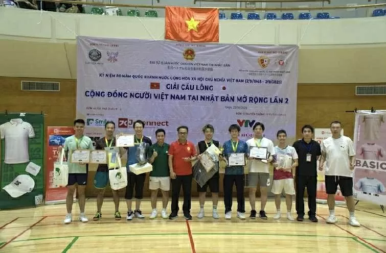 Cộng đồng người Việt tại Nhật Bản tổ chức giải cầu lông chào mừng Quốc khánh