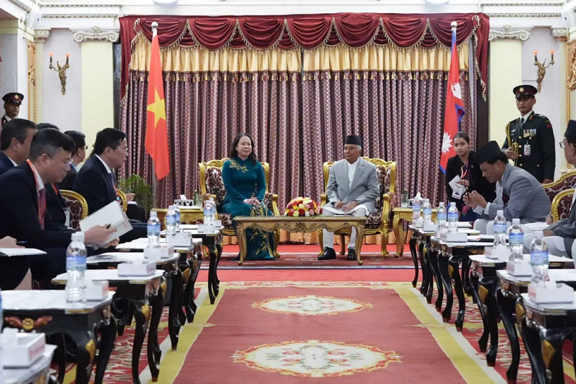 Việt Nam luôn coi trọng quan hệ hữu nghị truyền thống với với Nepal Việt Nam luôn coi trọng quan hệ hữu nghị truyền thống với với Nepal