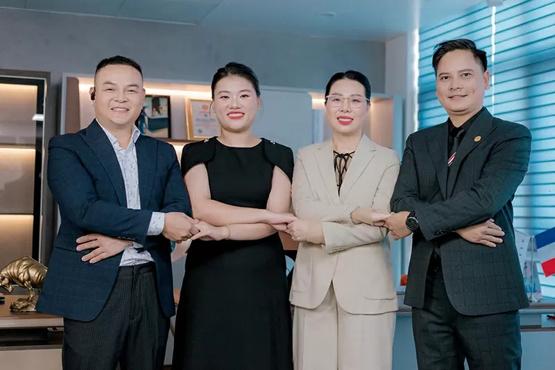 Doanh nhân Phùng Đình Việt: Người đứng sau sự phát triển thương hiệu thiết bị công nghiệp Bstrong