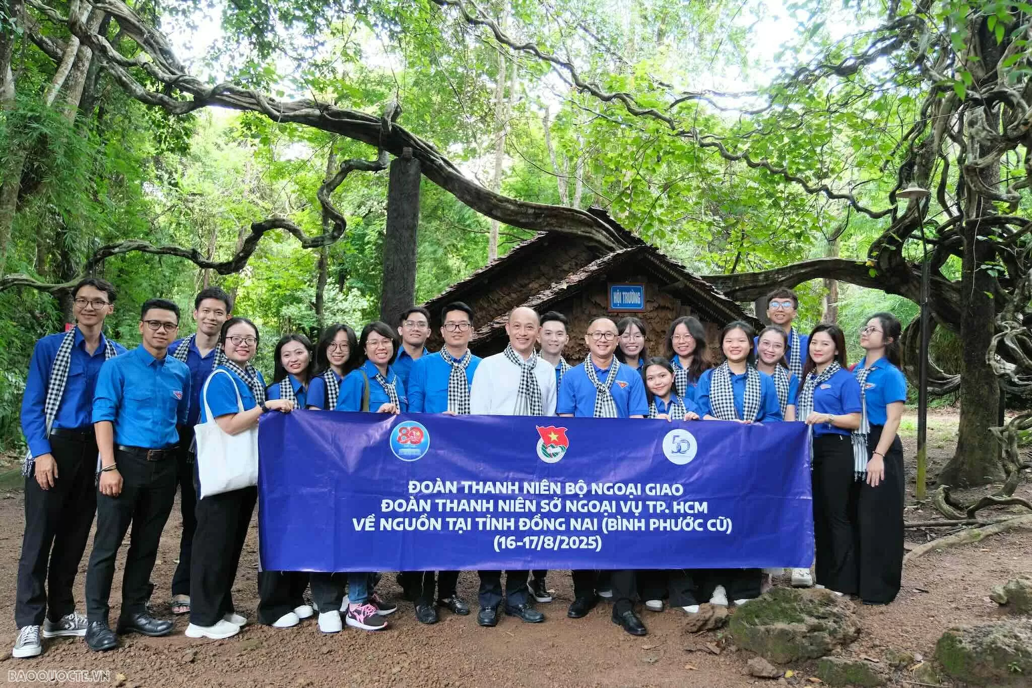 Thế hệ trẻ ngành Ngoại giao: Tiếp lửa truyền thống, vững bước tương lai