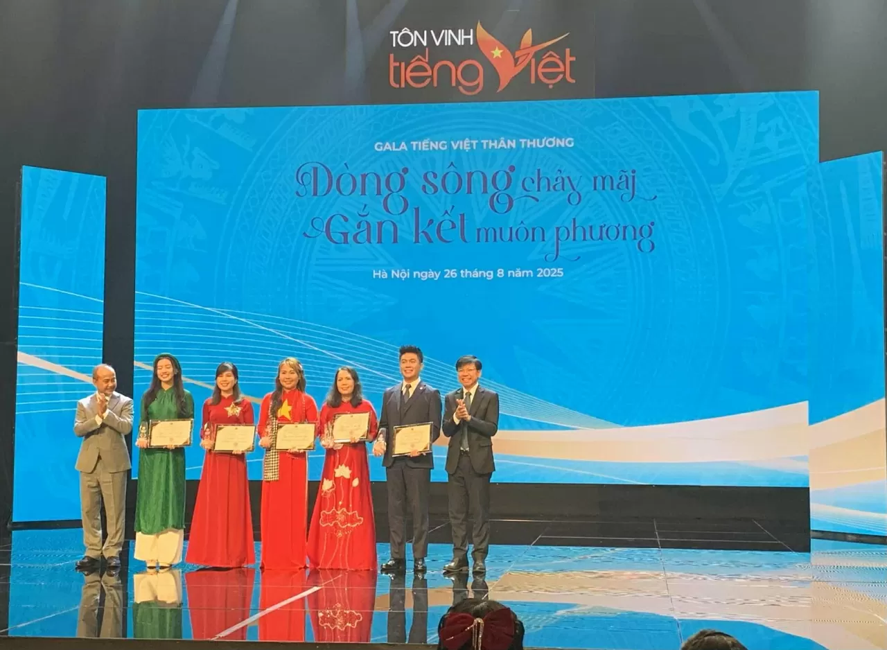 Sứ giả tiếng Việt Nguyễn Duy Anh: Giữ tiếng Việt là giữ hồn dân tộc nơi xứ người Sứ giả tiếng Việt Nguyễn Duy Anh: Giữ tiếng Việt là giữ hồn dân tộc nơi xứ người