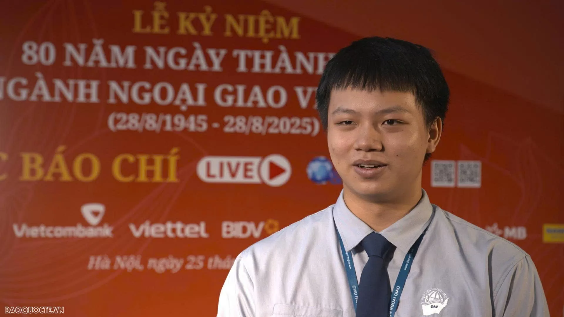 Giới trẻ nghĩ gì về ngoại giao Giới trẻ nghĩ gì về ngoại giao