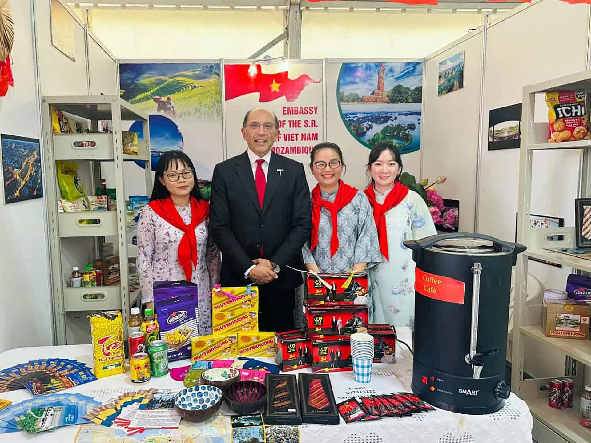 Quảng bá hình ảnh đất nước, con người Việt Nam tại Hội chợ quốc tế Maputo