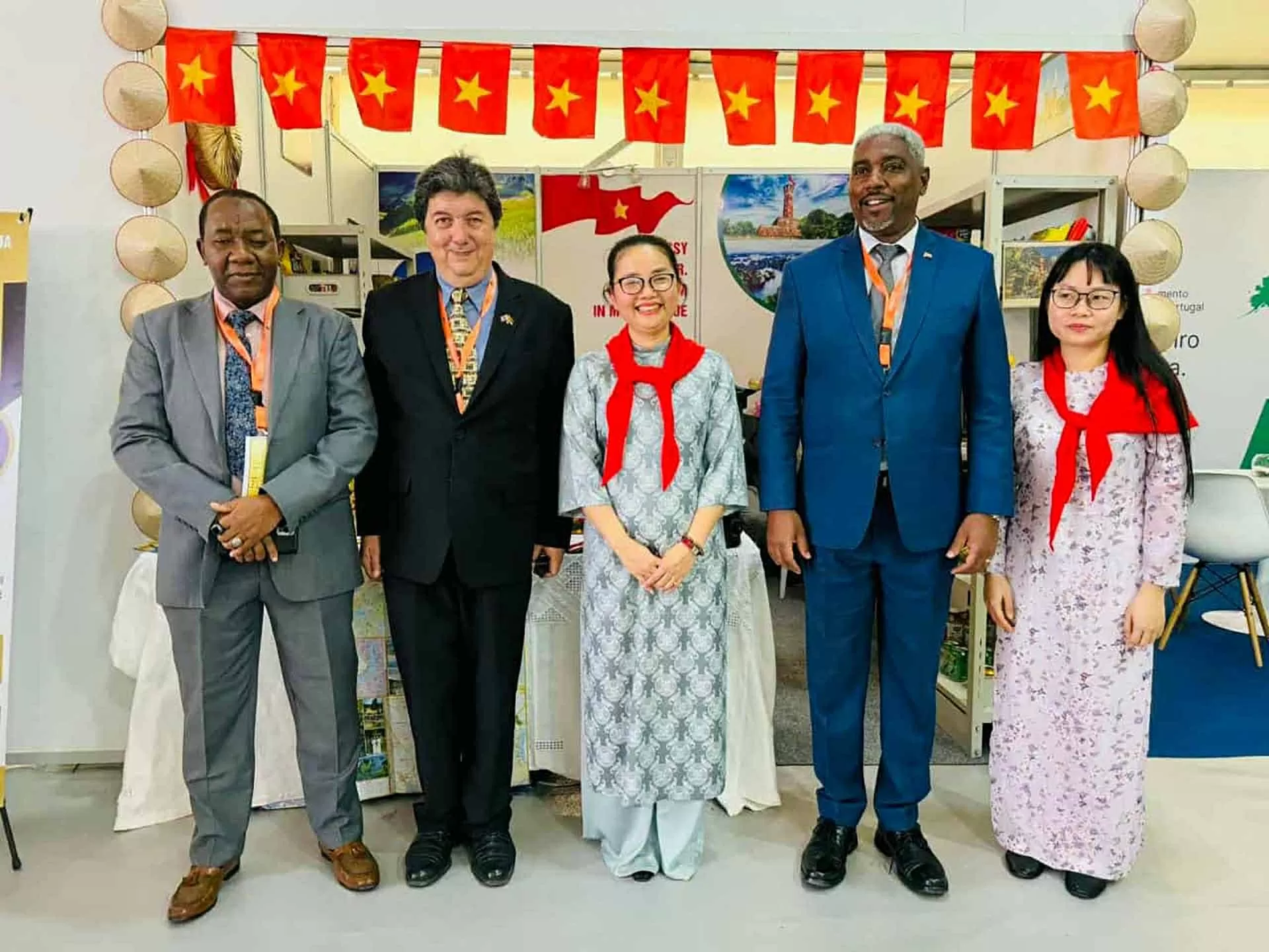 Quảng bá hình ảnh đất nước, con người Việt Nam tại Hội chợ quốc tế Maputo Quảng bá hình ảnh đất nước, con người Việt Nam tại Hội chợ quốc tế Maputo