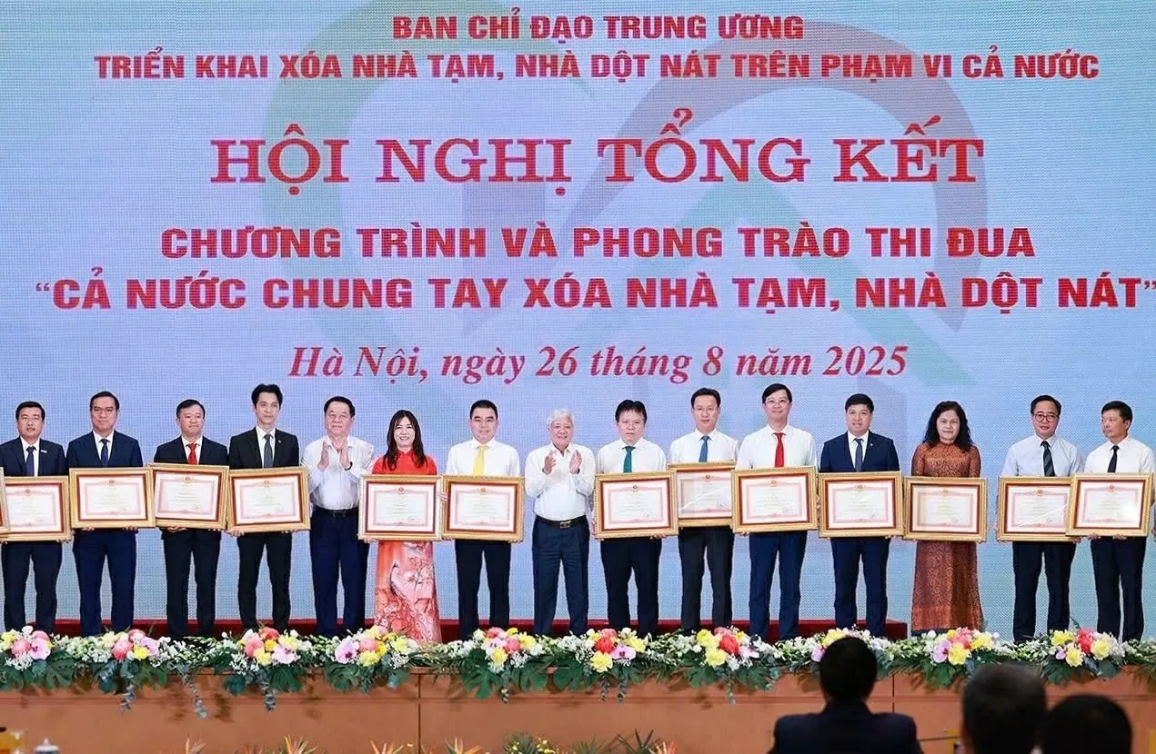 Thủ tướng Chính phủ biểu dương BIDV trong công tác xóa nhà tạm, nhà dột nát