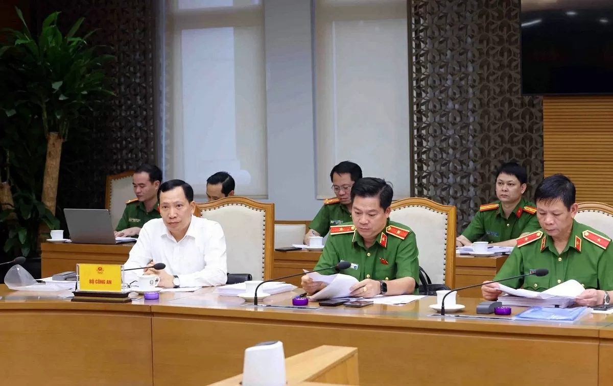 Xét duyệt đặc xá công bằng, bình đẳng, thể hiện chính sách khoan hồng của Đảng và Nhà Xét duyệt đặc xá công bằng, bình đẳng, thể hiện chính sách khoan hồng của Đảng và Nhà