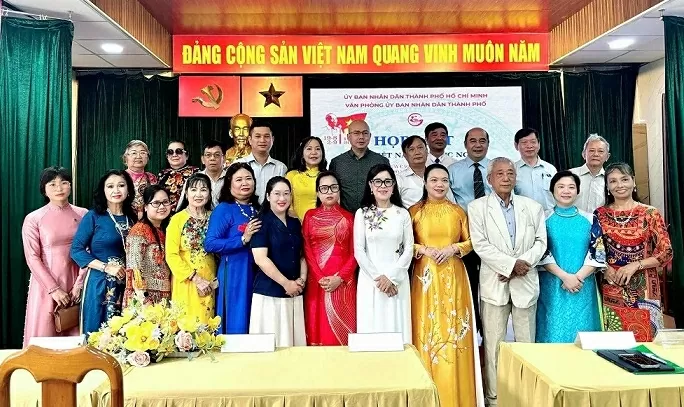 Thành phố Hồ Chí Minh họp mặt kiều bào nhân kỷ niệm 80 năm Quốc khánh Việt Nam Thành phố Hồ Chí Minh họp mặt kiều bào nhân kỷ niệm 80 năm Quốc khánh Việt Nam
