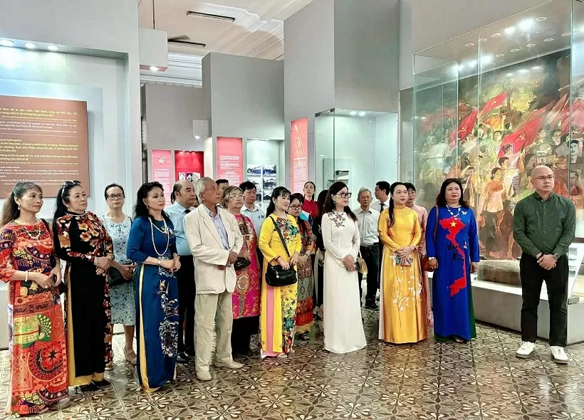 Thành phố Hồ Chí Minh họp mặt kiều bào nhân kỷ niệm 80 năm Quốc khánh Việt Nam