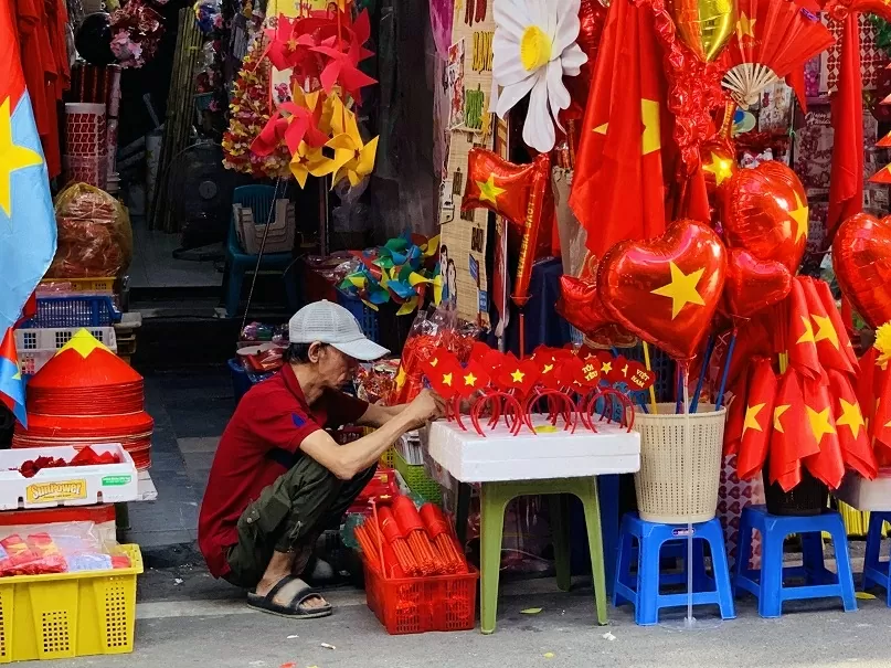 Hà Nội hân hoan niềm vui những ngày giáp Tết Độc lập