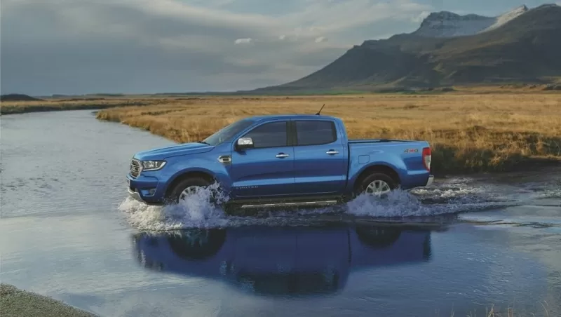 Top những mẫu ô tô có khả năng lội nước tốt nhất tại Việt Nam